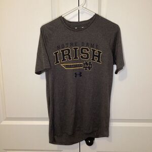 Men's Under Armour Notre‎ Dame Football Tshirt small gray